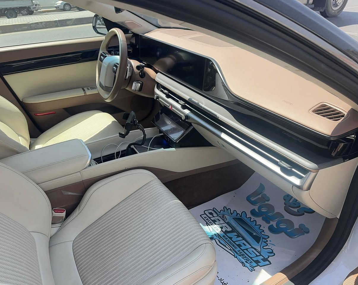 السلام عليكم ازيرا موديل ٢٣ رقم بغداد بنزين
سياره بدون صباغ سياره فول واحد على واحد سعره ٢٥ بي مجال  

***********
