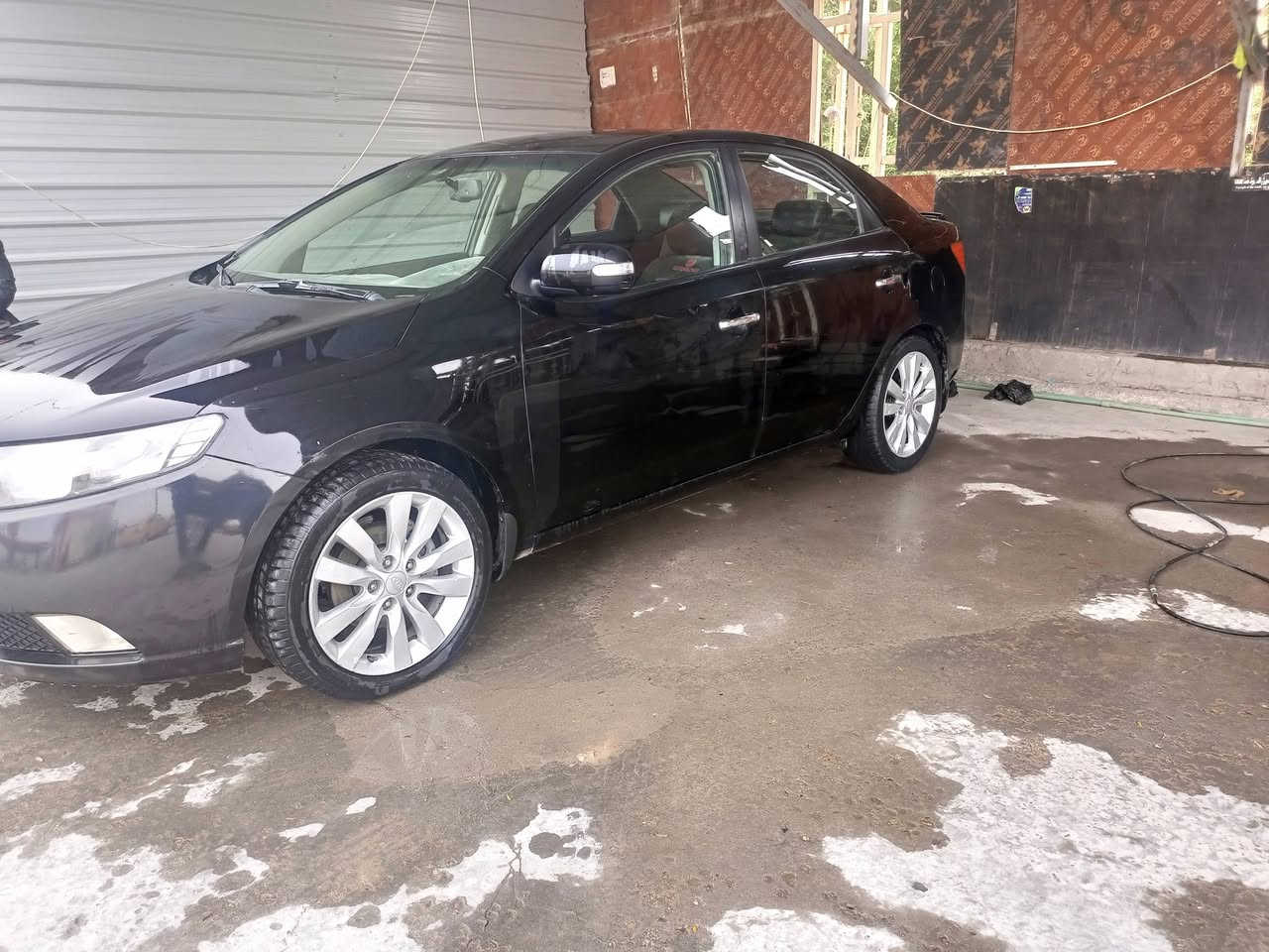 سيراتو 2011للبيع صبغ جاملغ وباب فقط بدون دواخل رقم اربيل جديد سيارة فول عدا البصمة كشنات جلد فتحة سقف اشاير بالمري ويل كب تحكم ستيرن مكاني نجف رقمي ***********.      السعر 85 وبيه مجال بسيط
