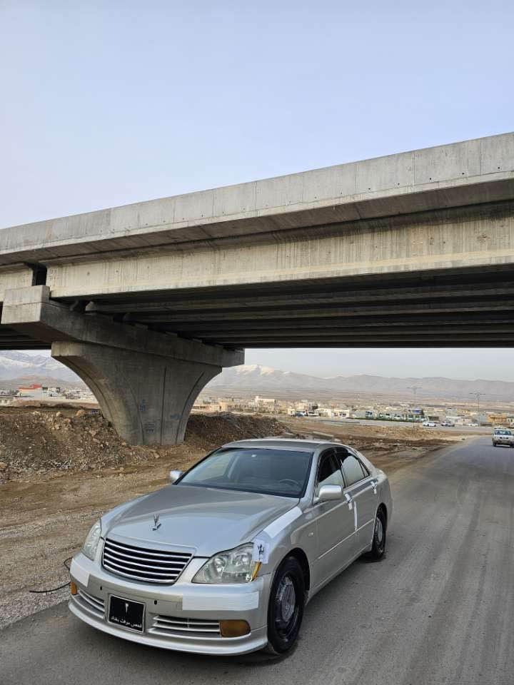 سڵاوتان لێبێ شاهانە لۆک لۆک ١٨٢🦾 بڕاوە تازە داخڵی کەمل مەسرەف کراوە سەقفی وەک شوشە وایە دەعمو لێدرانی قوڕسی نییە سەیارەکە زۆر مەزبوتە   فوول فولە بەس سڵایت نییە 
 ناو کرێمی پەردە سەلاجە مەرکەزی کوشن کارەبا سوکانی کارەبای مەجموعەی سوکانی لێکززە 
کوشن خەزن هەرچوار کارە باییە 
تاقمێ تەیە ویل لۆکی لە سەرە 
تەقە ڕەقەی بەشەرت
***********
*********** السليمانية, العراق
