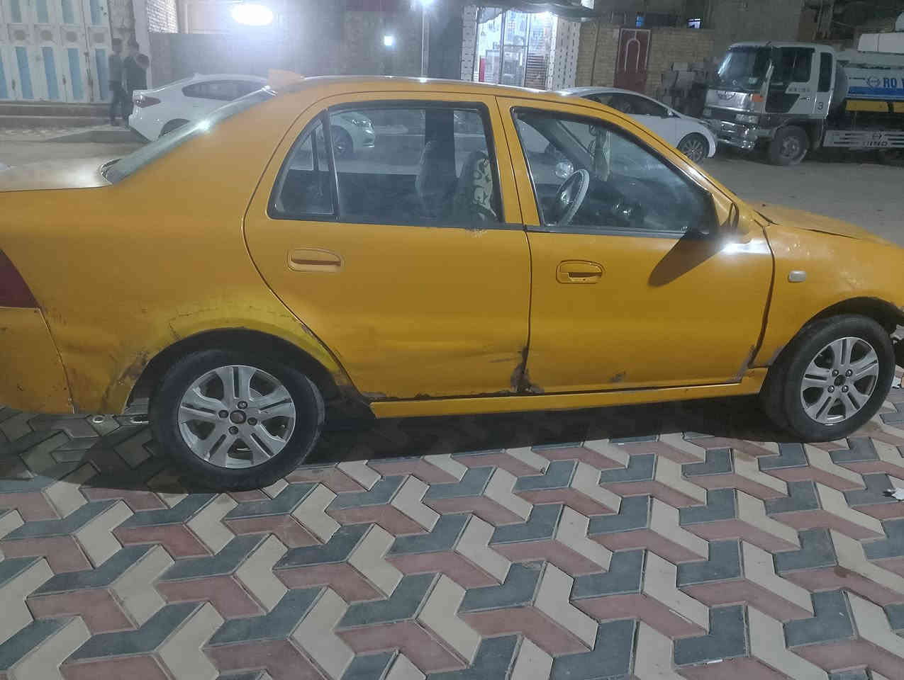 البيع موديل 2013مكينه صفر كيرر مابيه اشي 
مصفره من كلشي تشتغل مكينه كايمه بسمي تحويل ثاني ايوم كهربايات شغله باتري جديد تخم تاير بل خدمه تصال لسعر15وبيه مجال شراي قضاء الشطره ***********
