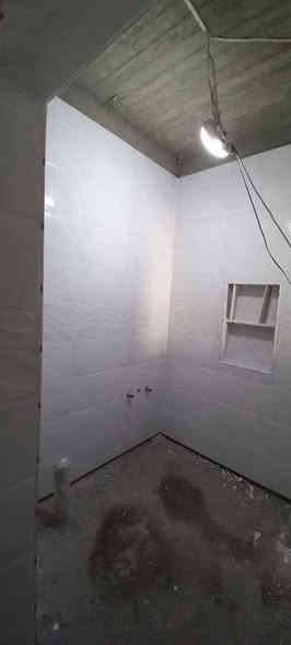 السلام عليكم
 صفاف كاشي سيراميك ارضيه جدران 
داخل موصل فقط استفسار 
ع هذا الرقمين 
أسيا ***********
 كورك  ***********
تحياتي للجميع
