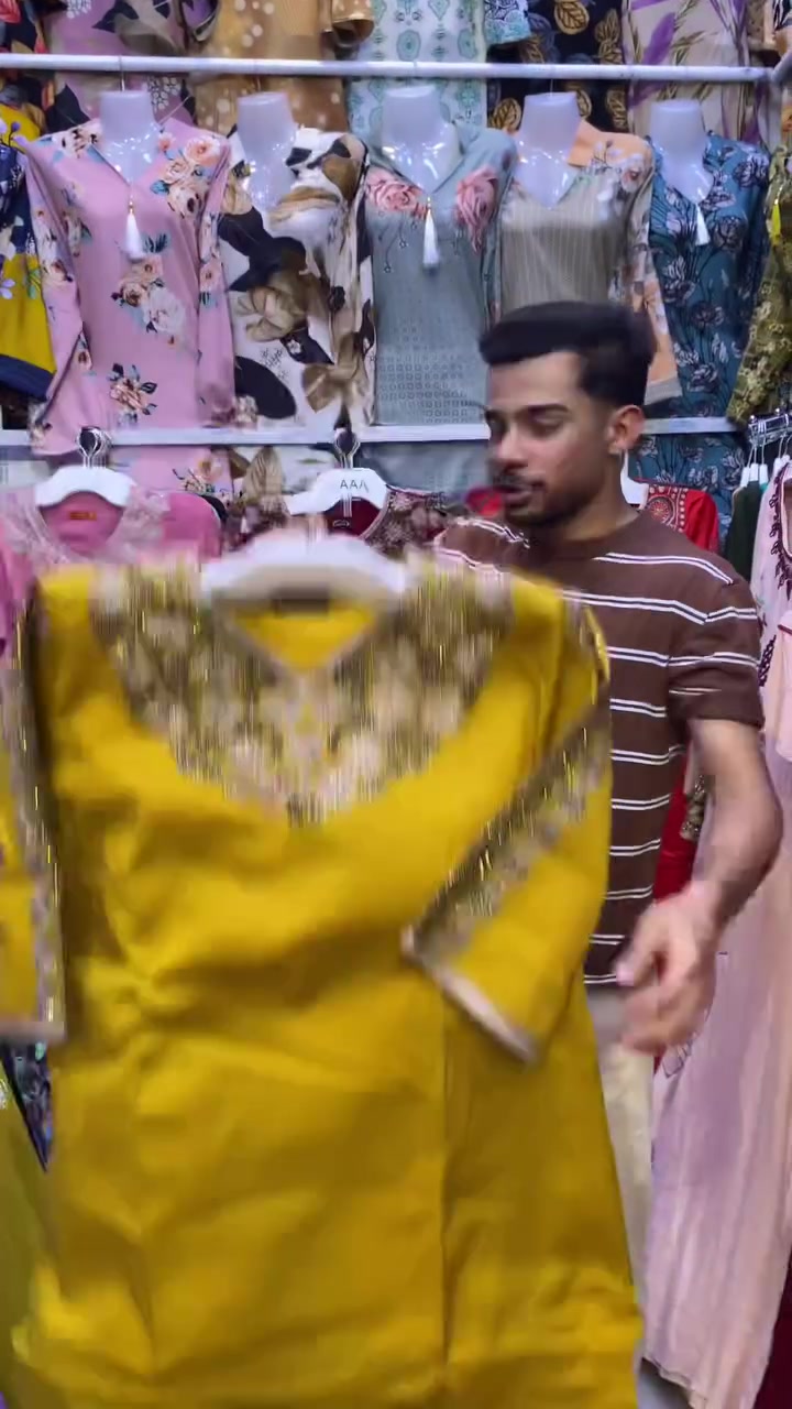 للحجز وتوصيل داخل جلولاءً وسعدية للحجز وتوصيل داخل جلولاءً وسعدية وطرافهن فقط مراسلة المندوب 
وتساب او تصال *********** وطرافهن فقط مراسلة المندوب 
وتساب او تصال ***********
