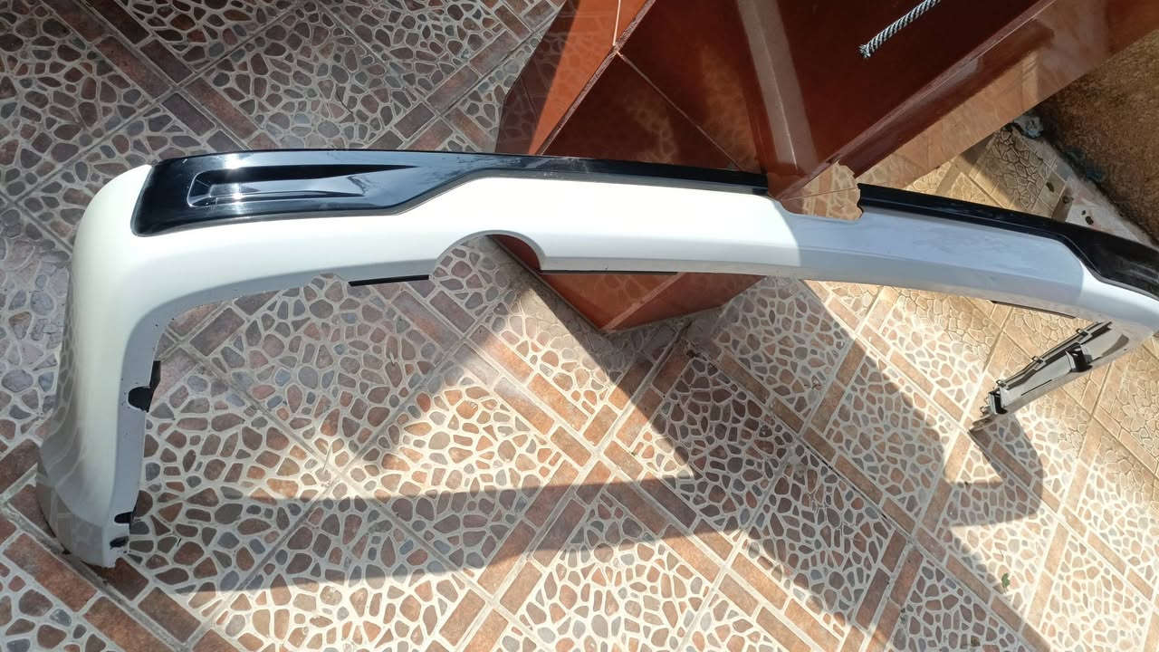 السلام عليكم اخوان اغراض لاندكروز اصلي تفصيخ بدون قطره صبغ للبيع من موديا ٢٠١٧ فما فوق لحيه اماميه وخلفيه اصليات بدون صبغ وشباك اصلي وحواجب  ليريدهن يراسلني ويدلل


**إذا كنت صاحب هذا الإعلان وتريد حذفه لأي سبب، رجاءا أرسل رسالة إلى الدعم الفني**