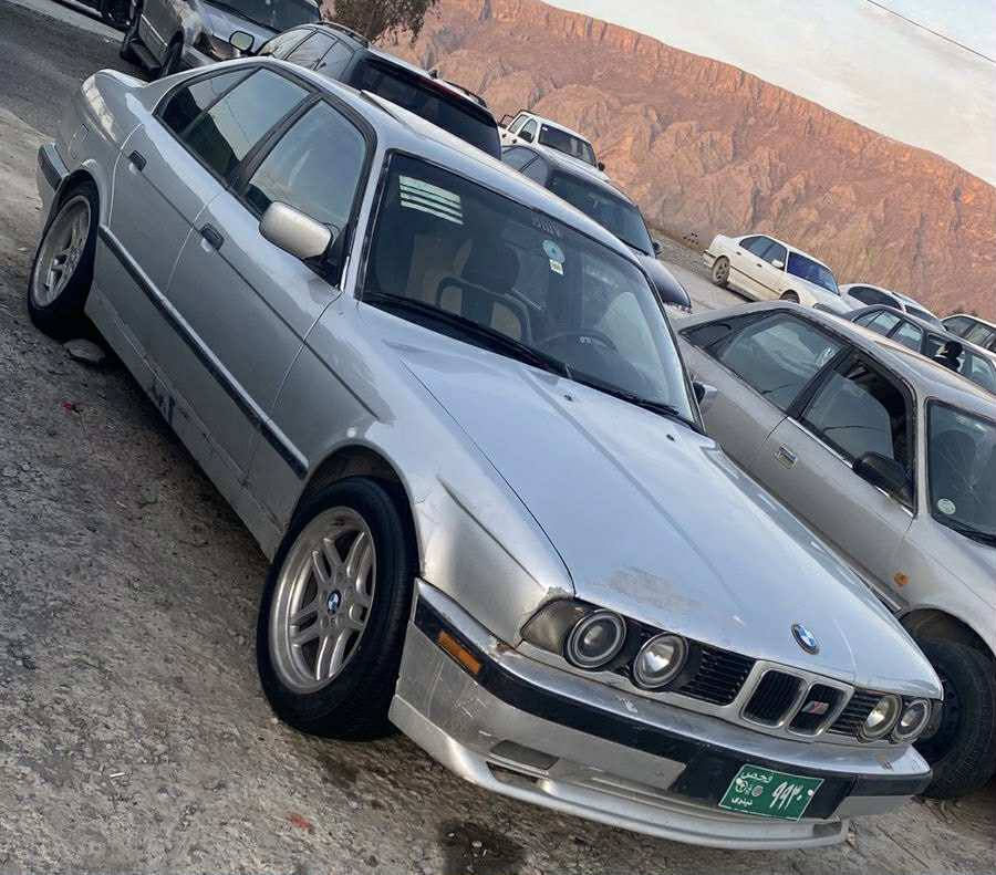 بیئێم مۆدێل 94ئاڕم هەولێر بەشەرتی هەمووشتێک کێڕومەکینە بەشەرت سعری 45محامەلەیەکی کەم***********
