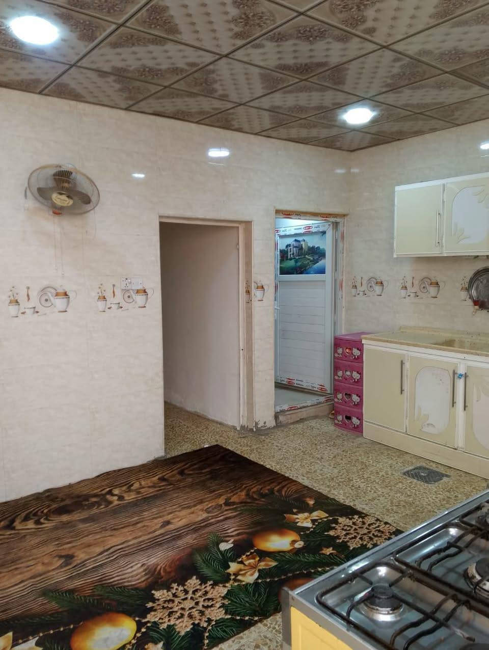 - الموقع: حي ميسان، مقابل حي العسكري،
- المساحة: 100 متر مربع
- المواصفات:
    - عقد زراعي
    - غرفة، صالة، مطبخ، صحيات داخلية وخارجية
    - يبعد عن شارع الصب 100 متر، قريب على شارع العام
- الخدمات: تبليط، إنارة ليلية، ماء، كهرباء
- السعر: 40 مليون دينار بيه مجال

      الاستفسار اتصال ع رقم  
 *************
