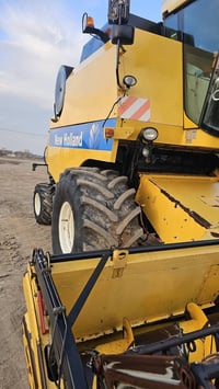 #للبيع حاصده نيوهلند موديل 2013  هيدرو خمسه بلم دبل درام دبل كشن تاير ...