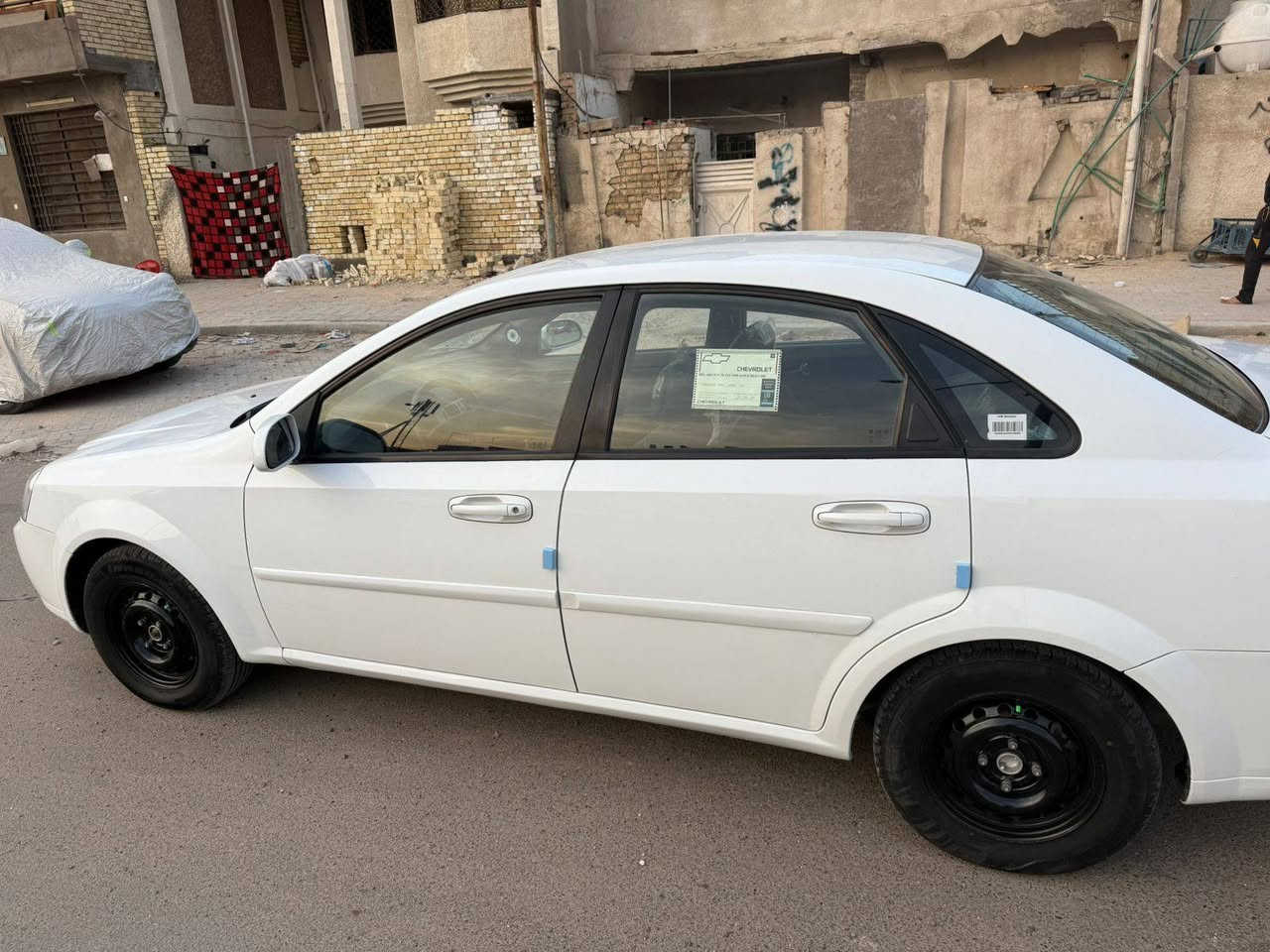 السلام عليكم  موديل 12 بسمي سياره خير من الله جديد جدآ السعر 90 وبيه مجال باقي التفاصيل اتصل على ***********
