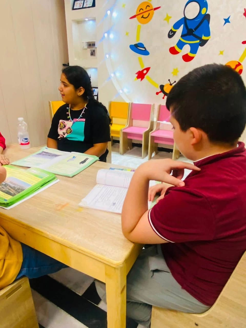 جانب من صور طلابنا في دورات التقوية الصيفية والترفيهيه 💪🧑‍🏫🌷
🚌تتوفر خطوط نقل للمناطق المجاوره 

📍 فرعنا الأول : بغداد – العامرية – نهاية شارع الملجأ – قرب المجلس البلدي

📞 للتواصل والاستفسار: ***********

📍 الفرع الثاني :حي الجهاد - سريع حي العامل - قرب مسبح الرافدين

📞 للاستفسار والتواصل: ***********

📌 تابعونا لتكونوا جزءًا من رحلتنا التربوية، ولتتعرفوا على رؤيتنا ورسالتنا وأهدافنا التي نطمح لتحقيقها معكم.

خطوة طفلك الأولى تبدأ من حلمه الأول 🌱

#روضة_الحلم_الأول #الحلم_الأول #حي_الجهاد

#العامرية
