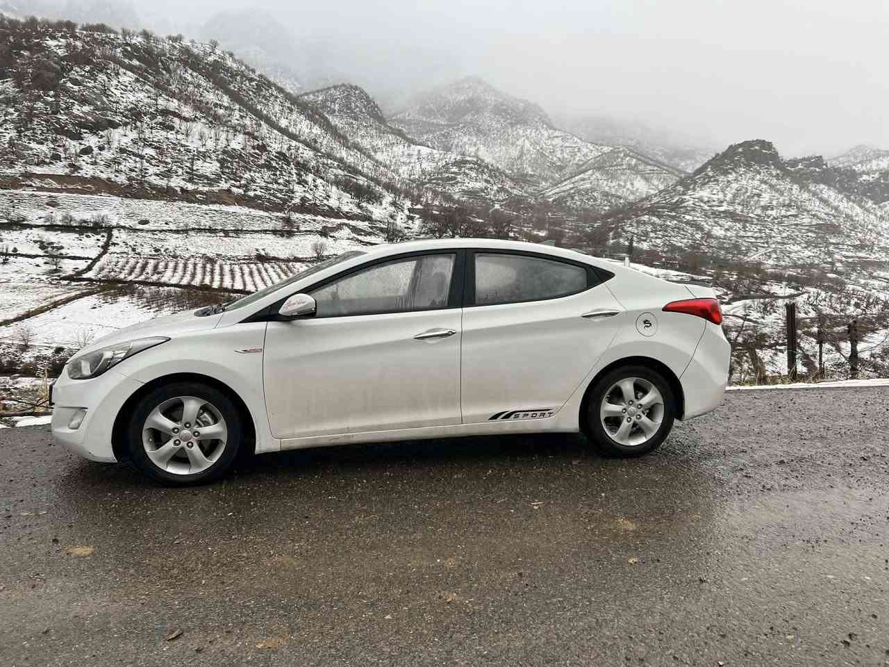 لەبەر بێوەعدی موشتەری دوبارە پۆستم کردوە

بەناوی خوای گەورە
ھۆندا ئەلەنترا2012
بڕاوە بڕاوە
سڵاید 
جڵد 
ھیتەر
سەقف بەشەرت
absبەستراوە
ئاوێنە شەفت
ھەموو سەیارەکە بگەڕێ یەک قوپاوی و چاڵی لێنابینەیەوە
4تایەو ویلی لۆکی لەسەرن
برێکی بەستراوە
کامل جایزە
سەیارەکە زۆر جوانە
دەحم و لێدراو بەشەرت 
کەڤەر گۆڕاو بەشەرت
ویل گەورە
نرخی62گەڵایە
یەک تۆز مەجالی تێدایە
شوێن ڕانیە
***********
ئەدمینی❤️❤️
