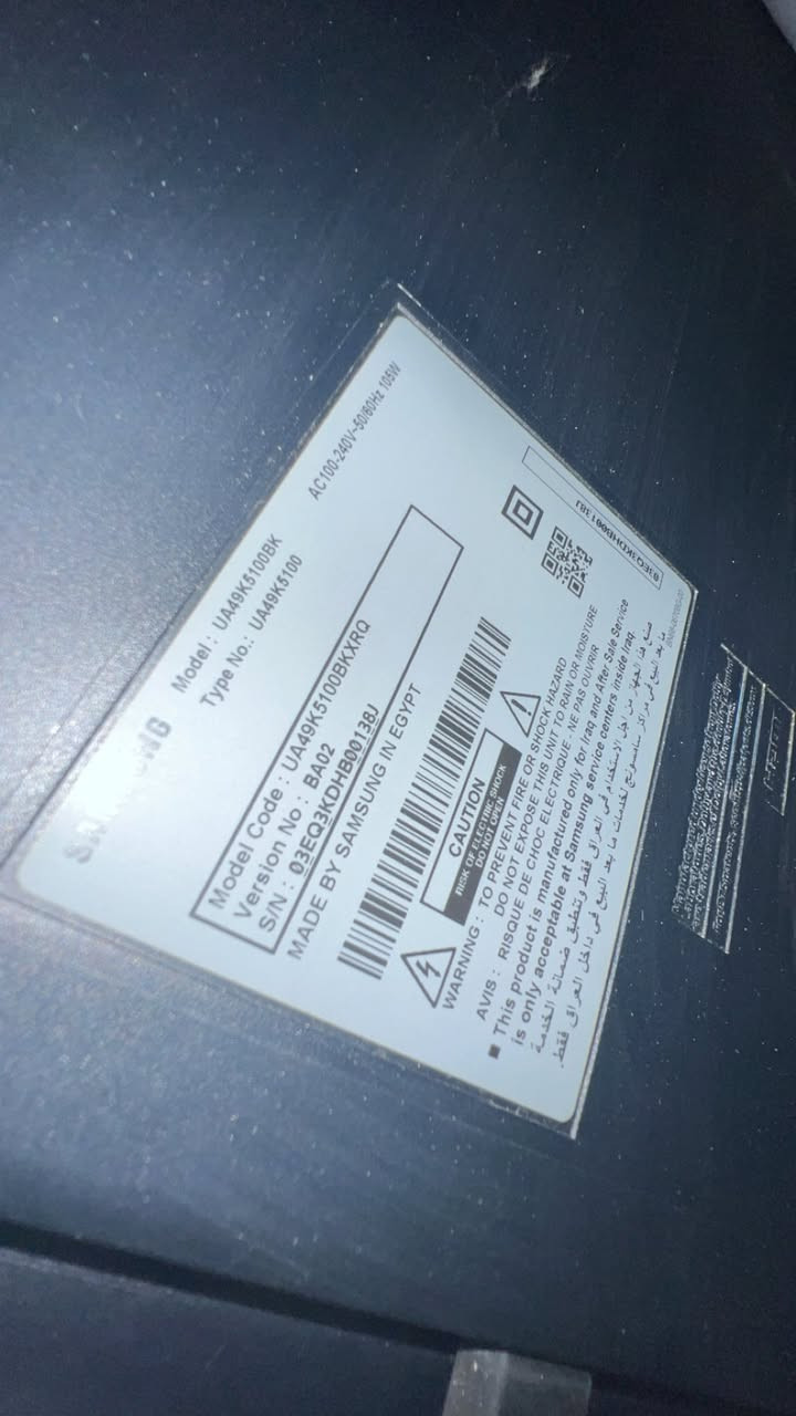 تلفزيون من سامسونك حجم 55 اصلي
بدون انترنيت ❌
حجم 55 
نظيفه  كلش الشاشه وحتى لاصق بعدها بيها
ريمونت وياها جديد بعده
 رايدها ب200 الف
عنواني الشعب 
تلفون ***********
