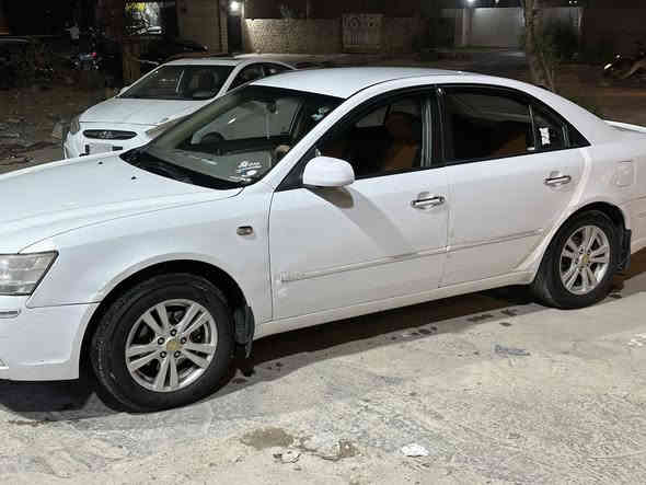 السلام عليكم 
سوناتا لبيع 
خليجي 2009
بدون مواصفات 
ماشيه 500
كشنات جلد تغليف 
السعر دفتر وعشر ورقات 
11000
للاستفسار الاتصال على الرقم 
***********
