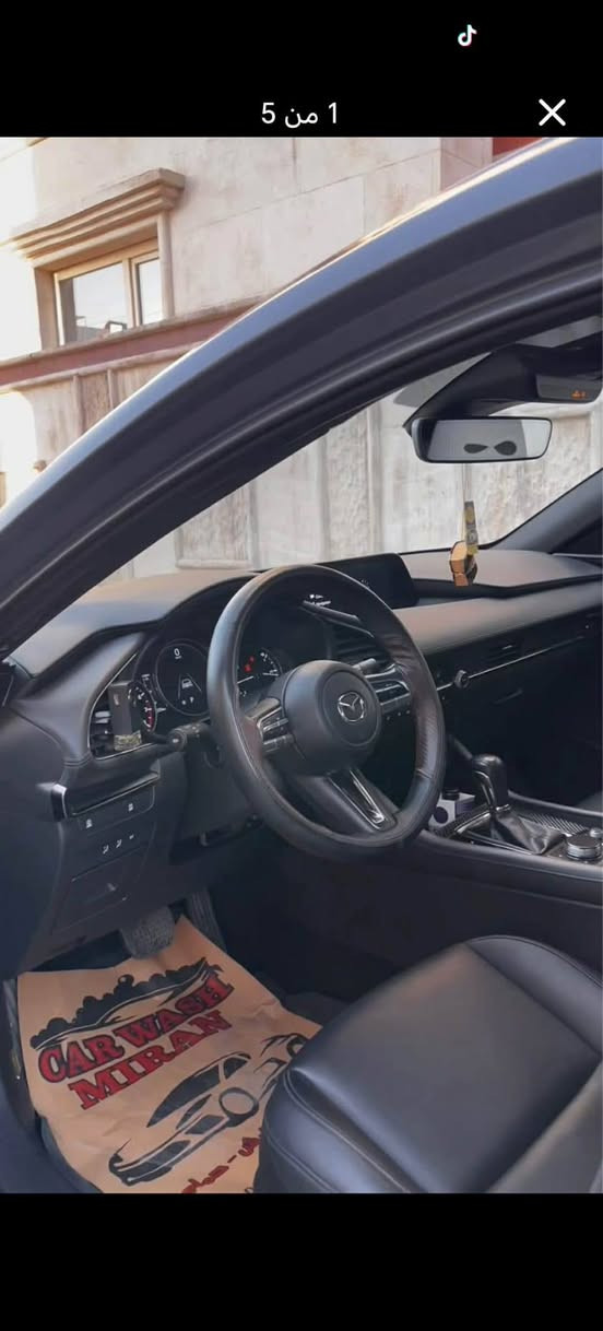 Mazda 3 2022 هاش باك
 للبيع او مراوسة 
لون اسمنتي مميز ✅
فول مواصفات 
سلايد ✅
بصمة ✅
كشنات جلد ✅
كشنات تدفئة
كشنات خزن
رادارات امامي خلفي جانبي ✅
كيج الكتروني ✅
بريك بصمة ✅
بعد بيها مواصفات
ماشية 48000km
بيها نص بونيد وجاملغ صبغ بدون دواخل
للاستفسار ***********
سعر 140 أربيل, العراق
