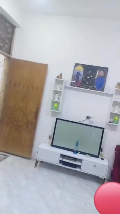 للبيع بيت زراعي رئاسه العبيدي نهايت شارع عشرين سند ٢٥ طابقين يحتوي على صاله و 3 غرف نوم ومطبخ حار وبارد مساحته 100 متر.
***********. الاتصال على الرقم هذا
