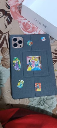 ايبادات للبيع الاول ايباد 4 كامل ملحقات ب60 وبي مجال  الثاني ايباد Tap...