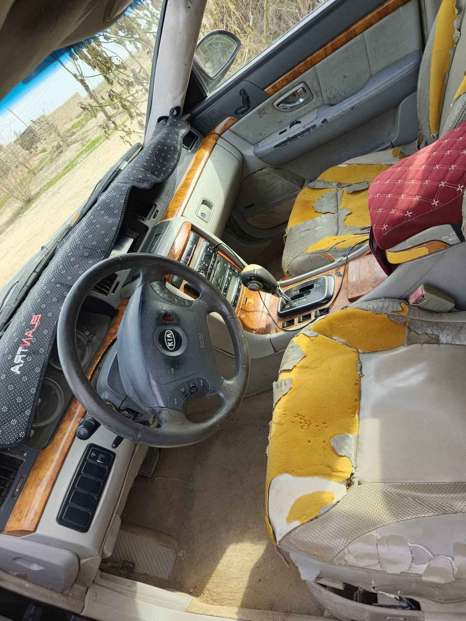 كيه موديل 2005 فول توماتيك تدفئه وتبريد صاحبه موجود بقداد ما اندلو اذا ادورلو تلكا بيع سريع 18 ورقه
***********
