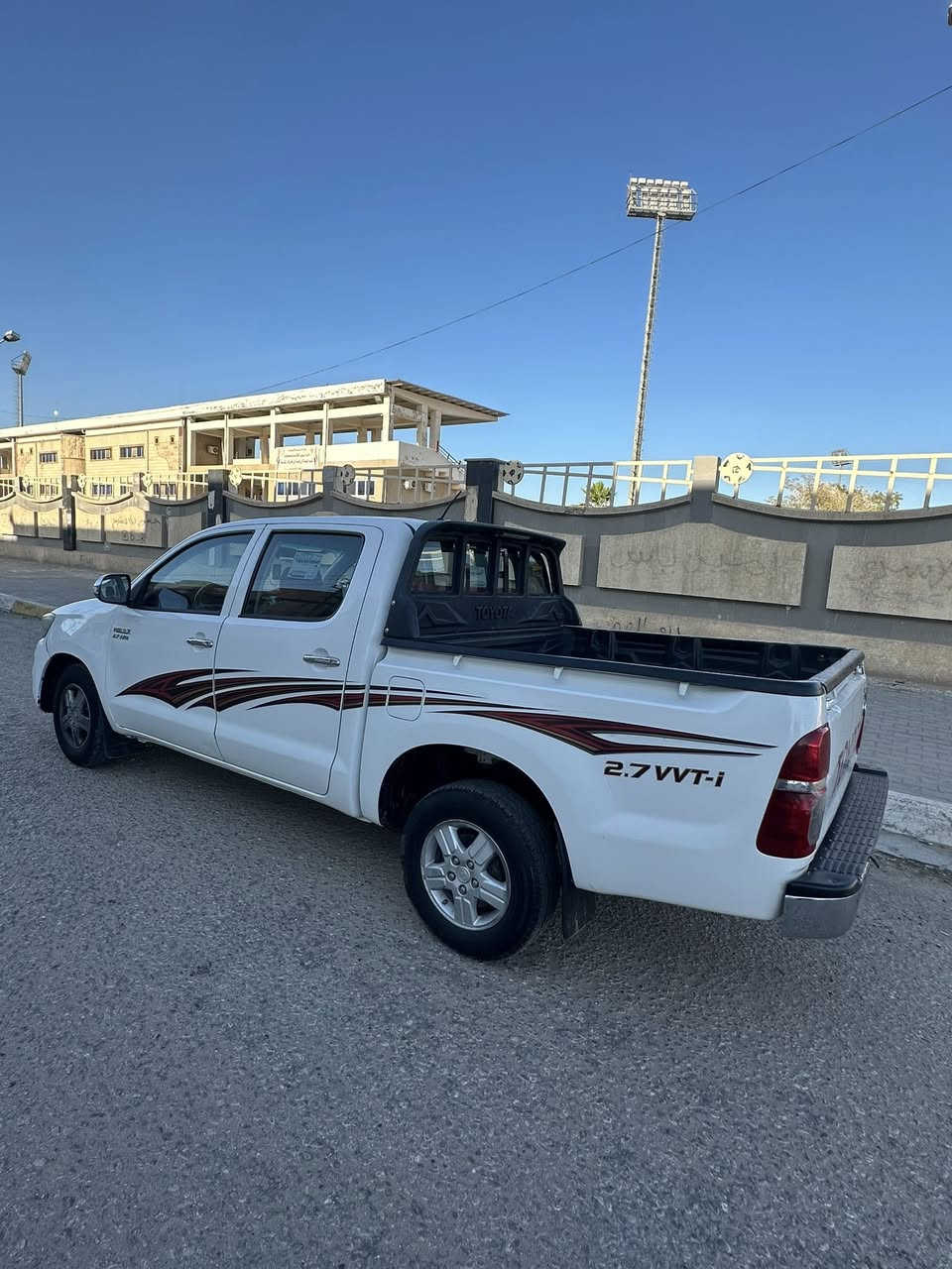 السلام عليكم للبيع فلاونزه 2014رقم ميسان دولي باسمي   سنويه جديده وهزه كامله مداور ثاني يوم كير اوتماتيك شاصي 19سياره بيه حادث جاملغ وبنيد والجامع الثاني فقط جاهزه من كلشي مكينه كير حداديه تبريد كله خير من الله حلوه سياره مال جناي السعر 165وبيهه مجال مكاني كربلاء لاستفسار ***********
