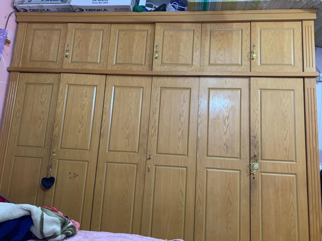 السلام عليكم غرفة نوم كويتي نضيفه حيل اريدهه 500 مابيه اي نقص *********** رقمي
