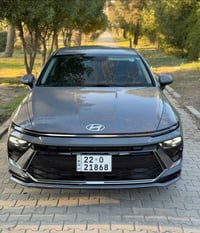 سوناتا 2024 لون سموك مميز أميركا 2500مكينه  تنفس طبيعي عداد: 42 ألف مش...