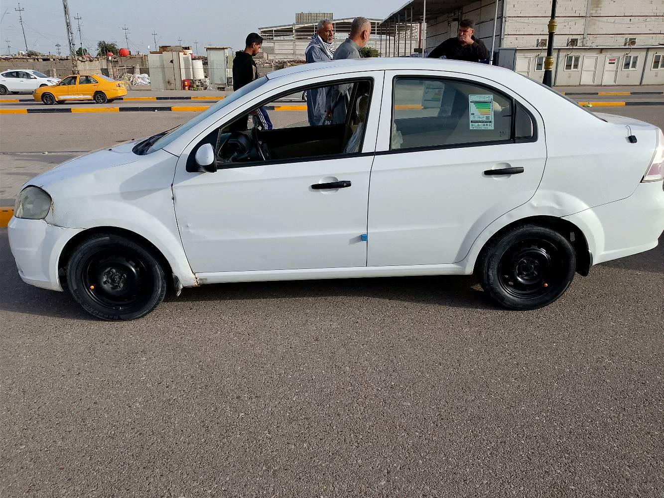 افيو موديل 11بيه طخه بل المكدر الوره وبيه طخه بل جمالغ كدام البدي شوف العين كير كفاله محرك كفاله شرط المداور ابسم راعيه تبريد يشتغل كهربيات تشتغل ماناصقه شي 