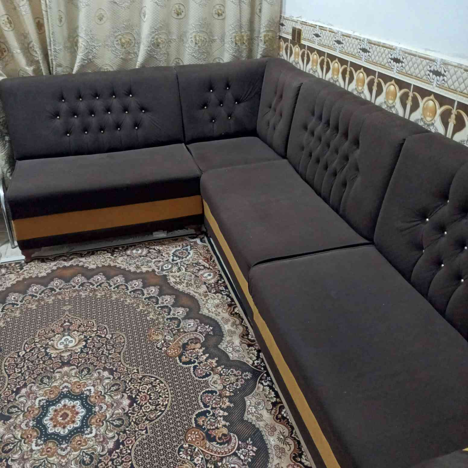 سلام عليكم 
ديوام حرف L للبيع نضيف ما بي اي كسر 6قطع 
السعر 350بي مجال العنوان الكوت رقم ***********
