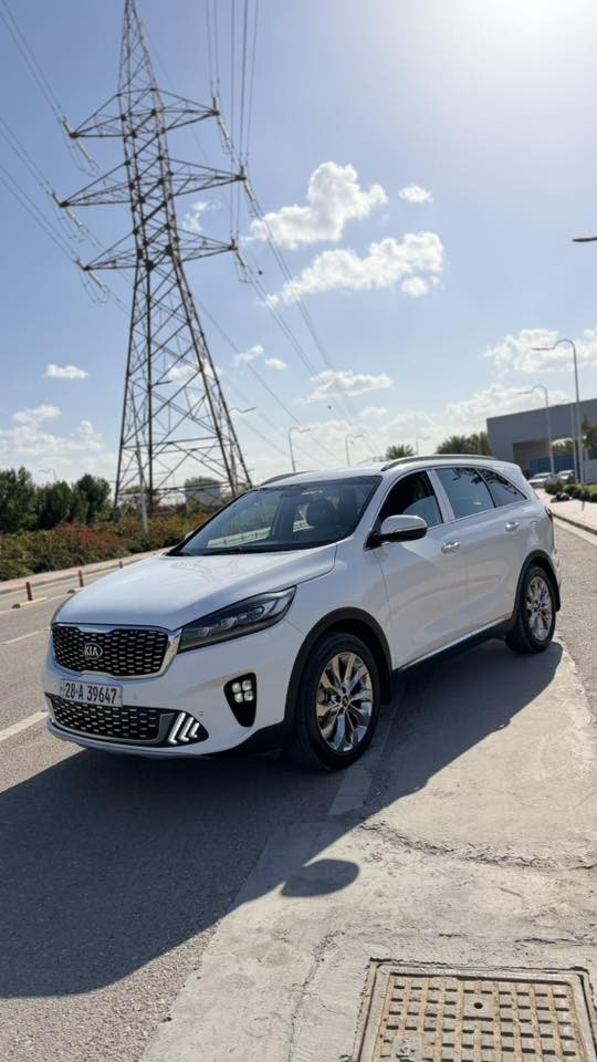 - السَلام ؏ـليڪُم ♥️
للبيع فقط كيا سورنتو موديل 2020 رقم نجف انكليزي مداور ثاني يوم السياره فول مواصفات عده البانوراما مكفوله  من ضربه وصبغ وتبديل مكينه وكير خير من الله سياره ماعايزه برغي ماشيه 127 الف حقيقي سعرها 230 وبيها مجال قليل
مكان السياره النجف الاشرف اتصال ***********
