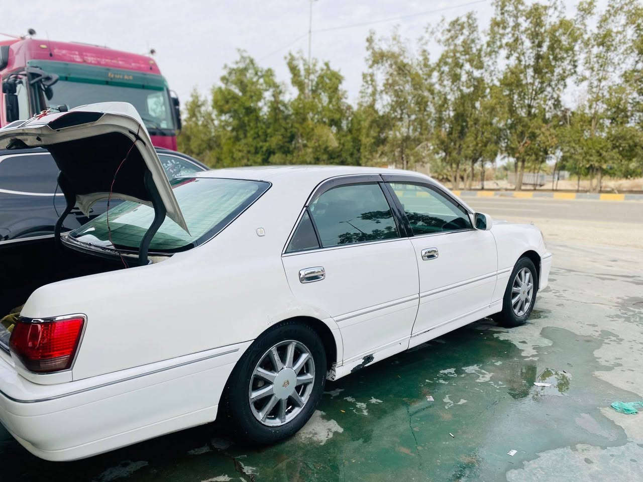 ملكه موديل 2005 جاهزة علا اخر حبايه السياره جديده معنه الكلمه احله من الصور بعدهي بتراب الشركه تبريد شغل تخم تاير جديد رقم شمالي سنويه عضم نقل جثه السعر 45$ الاتصال علا ***********
