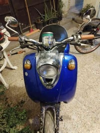 دراجه عبدالحليم 60 دراجه تشتغل سلف ومحرك مامفتوح يرادلها ترتيبات بسيطه...