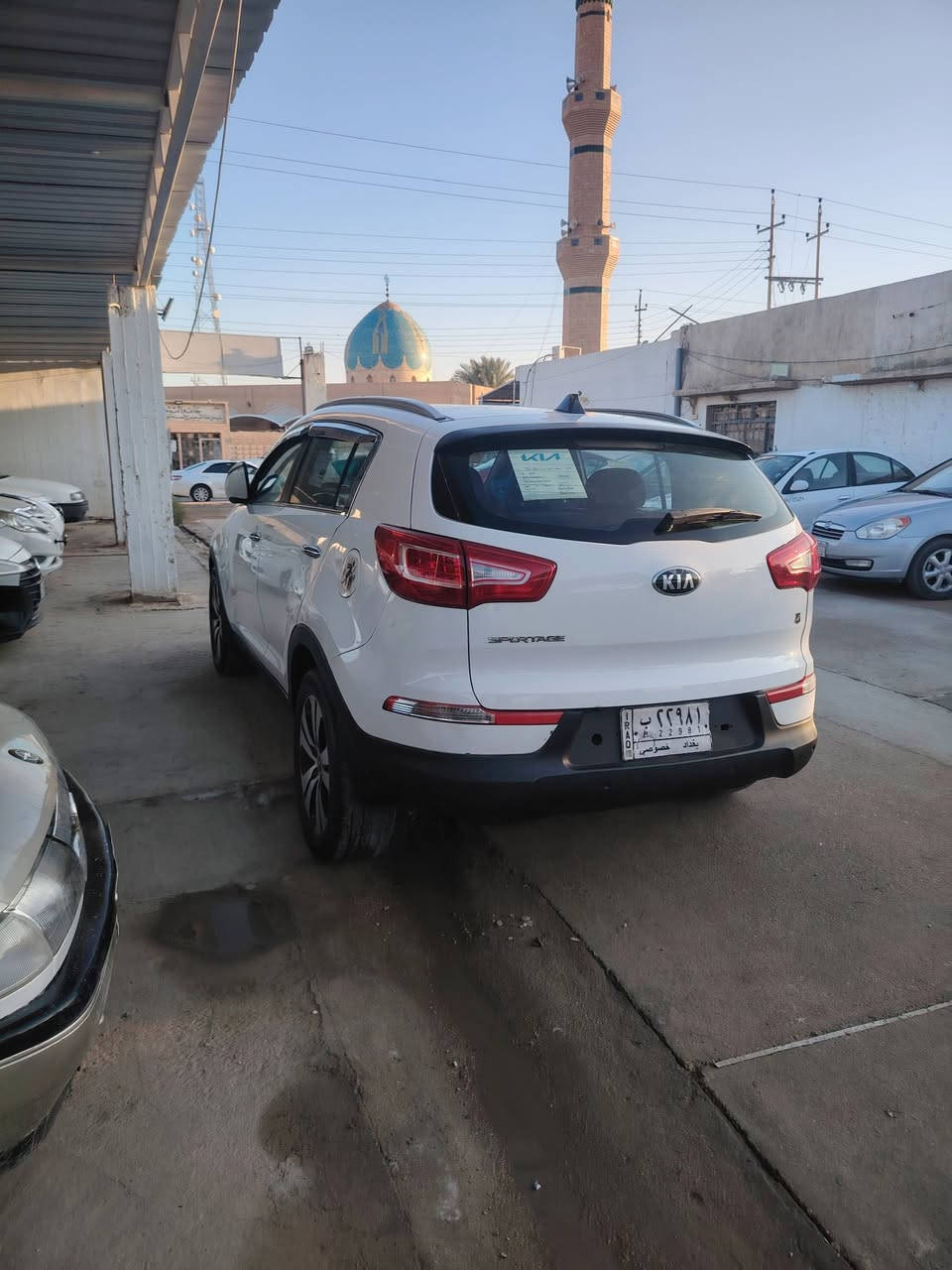 السلام عليكم
كيا سبورتج  2013 خليجي 

فول مواصفات 

————-

مواصفات :

-بانوراما 

-تحكم ستيرن 

-اشاير مري 

-مري شفط 

-لدات اماميه 

-يدات نيكل

جلد اسود ومشمشي
  كشن كهرباء 

الكشر : 
السيارة  

بيها رش جاملغ خلفي فقط

وبنيد تبديل بلادي بدون صبغ 

رقم بغداد تحويل ثاني يوم 

السعر 140

العنوان أنبار حديثه 

***********
