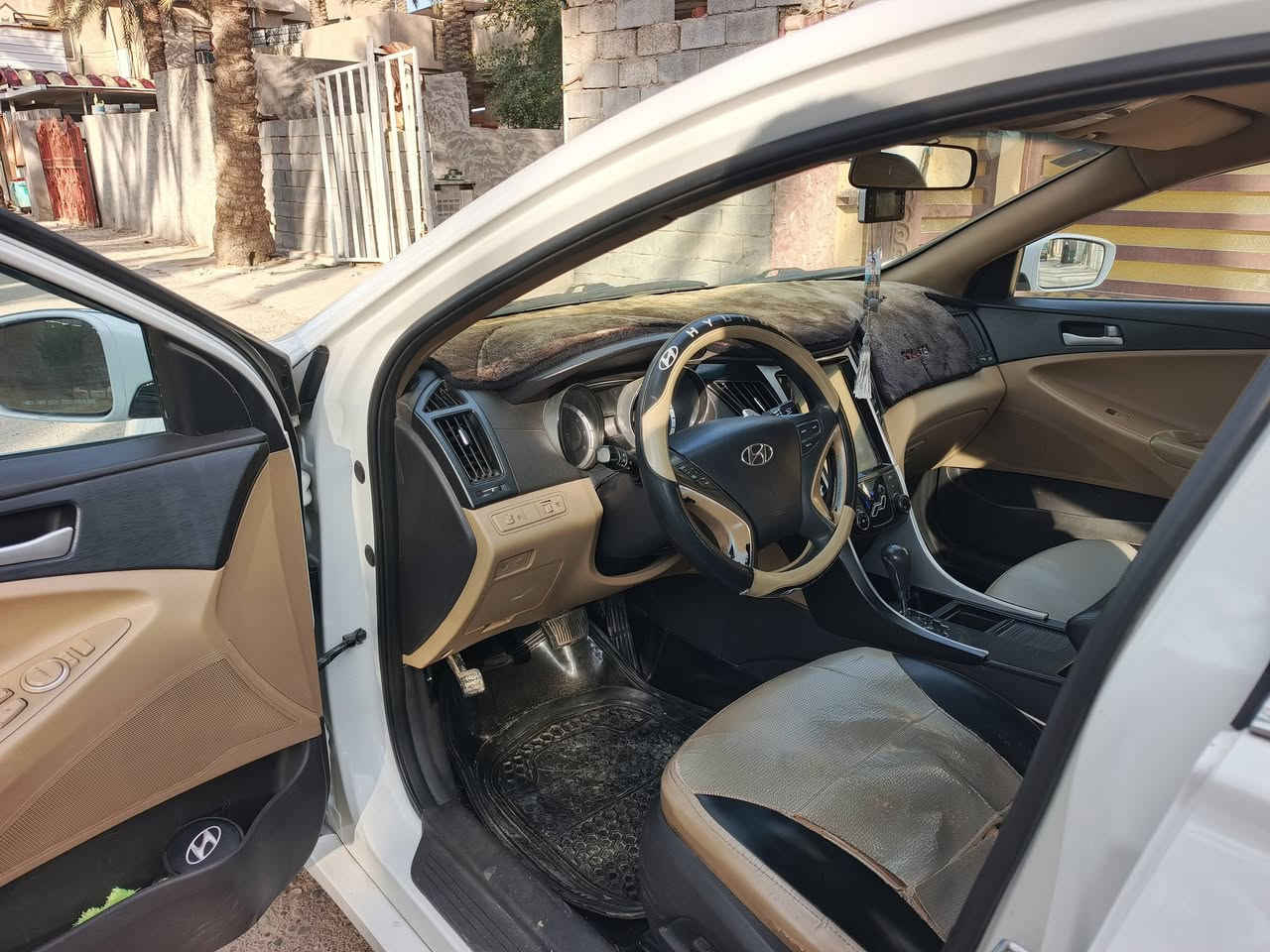 سلام عليكم
سوناتا 13كفاله من الصبغ حته الدعاميات كفاله
مكينه2400مفتوحه صدر خلفي امامي علئ وضع الشركه
تخم تايرات جديد مواصفات شفتات ستيرن مرايات شفط كشن كهرباء حساس خلفي بلاد شاشه تاب العنوان بغداد المحموديه ناحيه الرشيد *********** السعر132$
