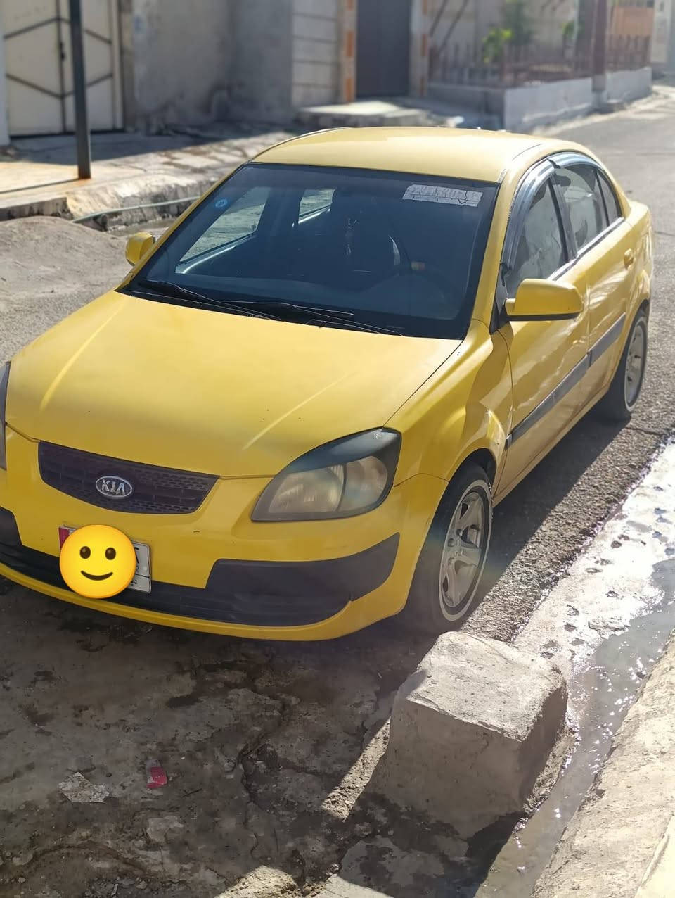 🚘كيا ريو وارد اميركي
🖐⬅️موديل2008
🖐⬅️رقم ديالى  
🖐⬅️هيئه وغرمات صفر 0️⃣ 
🖐⬅️محرك وكير شرط 
✋🏻⬅️بيها كأبون بانزين ⛽️
🖐⬅️شرط التحويل او وكالة من الشرعي
🖐⬅️السعر 77بيها مجال 
🚦تعال وتدلل 
العنوان الموصل الايسر 
للاتصال *********** اسيا
*********** كورك
