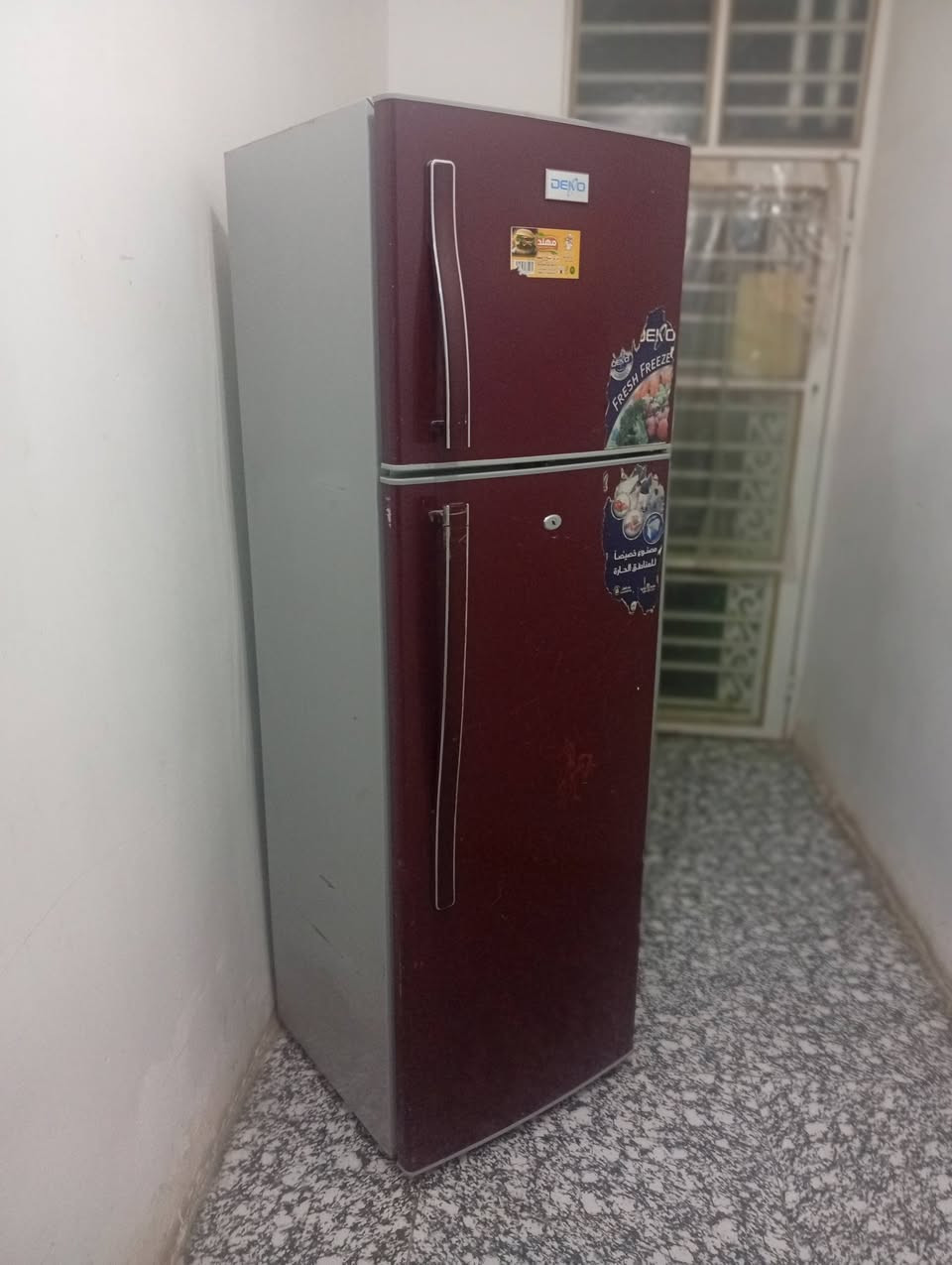 ثلاجات عدد 3 مختلف الأحجام
المارونية ١٦ قدم نسبة النظافة جيدة جداً 
الذهبية بلازما ١٢ قدم نسبة النظافة ممتازة جداً 
الرصاصي بلازما ١٤ قدم اخت الجديدة 
اسعار حلوة ومناسبة 
تفاصيل اكثر يرجى الاتصال بالرقم ***********
*********** واتساب 
او عبر الماسنجر
