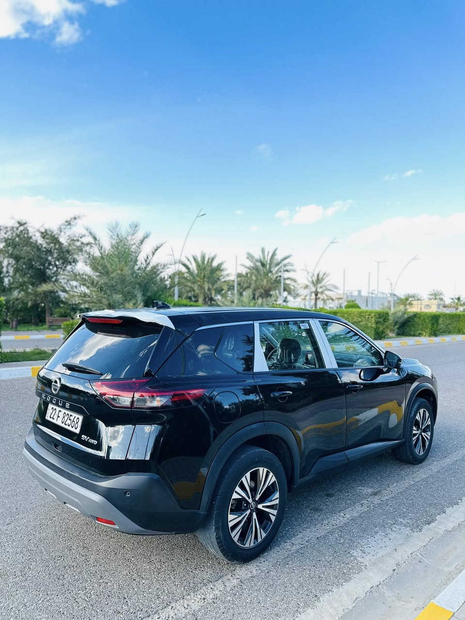 السلام عليكم 
للبيع نیسان روج سبورت ٢٠٢١ SV وارد أمريكي 
2021 𝐍𝐈𝐒𝐒𝐀𝐍 𝐑𝐎𝐆𝐔𝐄. 
اللوان : اسود  
عداد المسافة :99 ml
حجم المحرك : 2.0L ( 4,سلندر )
حادث قطعه وحده (بنيد) 
ملاحظة السيارة : بدون دواخل شرط
المواصفات : SV
رقم اربيل سنوي ورقم دولي  جديد
بصمة ابواب 4 
‏‎بصمة تشغيل 
تشغيل عن بعد : Remote Start
‏‎شاشة كبير
شاشة اعطال
‏‎ كامرة خلفية
رادار امامي (تحديد مسار)
‏‎رادار جانبي (نقاط عمياء)
‏‎رادار خلفي (التحذير من الاصطدام)
‏‎حساسات امامي
‏‎حساسات جانبي 
‏‎حساسات خلفي 
نظام : Eco
نظام : Normal
نظام : Sport
تحكيم ستيرين
ستيرين هيتر
كشن سائق كهربائي 
كشنات الأمامية هيتر
تبريد لمس
تبريد مركزي
ويل كروم 
مكاني تكريت صلاح الدين // السعر 168$ 
رقم الهاتف ***********
