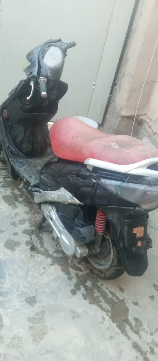 السلام عليكم دراجه كامكو جي فور بيع دراجه عطلانه ما ااعرف شبيه السعر 160الف وبي مجال مال جيه رقم ***********
