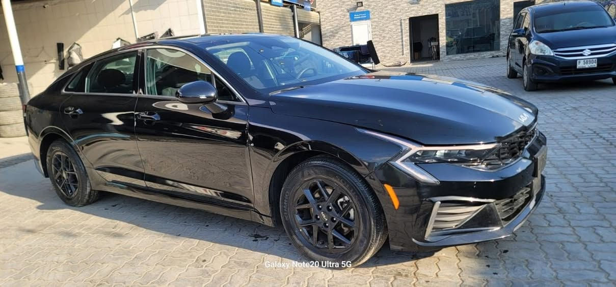 المهيمن لتجارة السيارات بإدارة المهندس سلام ربيع الغزي 
نوع السيارة: كيا كي فايف k5 LXS مصلح بدون كمرك ب139
الموديل : 2025
حجم المحرك:  2.5
 الضرر : صبغ قطعه وحده جاملغ فقط
للأستفسار :
***********
قسم المزاد متوفر واتساب 
https://chat.whatsapp.com/EjN99lklvszHKKEmF0UnR7?mode=gi_t
‏سرعة في الشحن واسعار تنافسية في النقل
‌‎يتوفر لدينا نقل على جميع موانئ ومنافذ العراق 
‌‎تخليص وايصال السيارة الى جميع المحافظات
#mohammed
