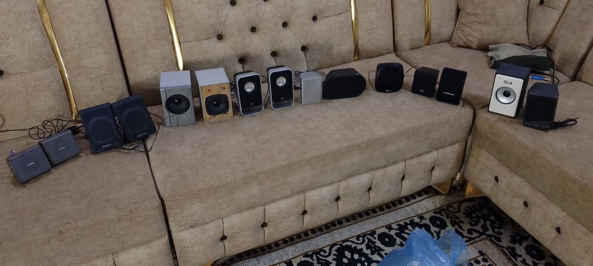 شلعه سماعات حجم صغير ..ب ٥٠ الف مع التوصيل ..***********
