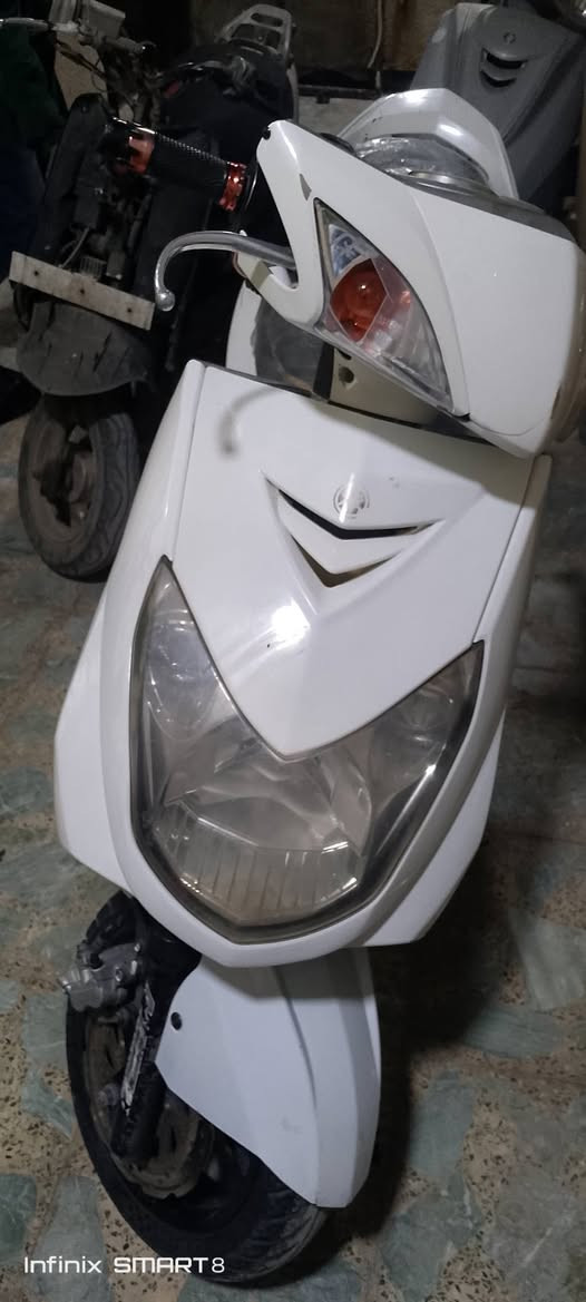 سلام عليكم سكنس فحل كوري كهربايات كله شغاله بيه كلج رياضي امامي وخلفي دراجه 550 وبيه مجال حك جيتك المكان شعله رقم بي وساب ***********
