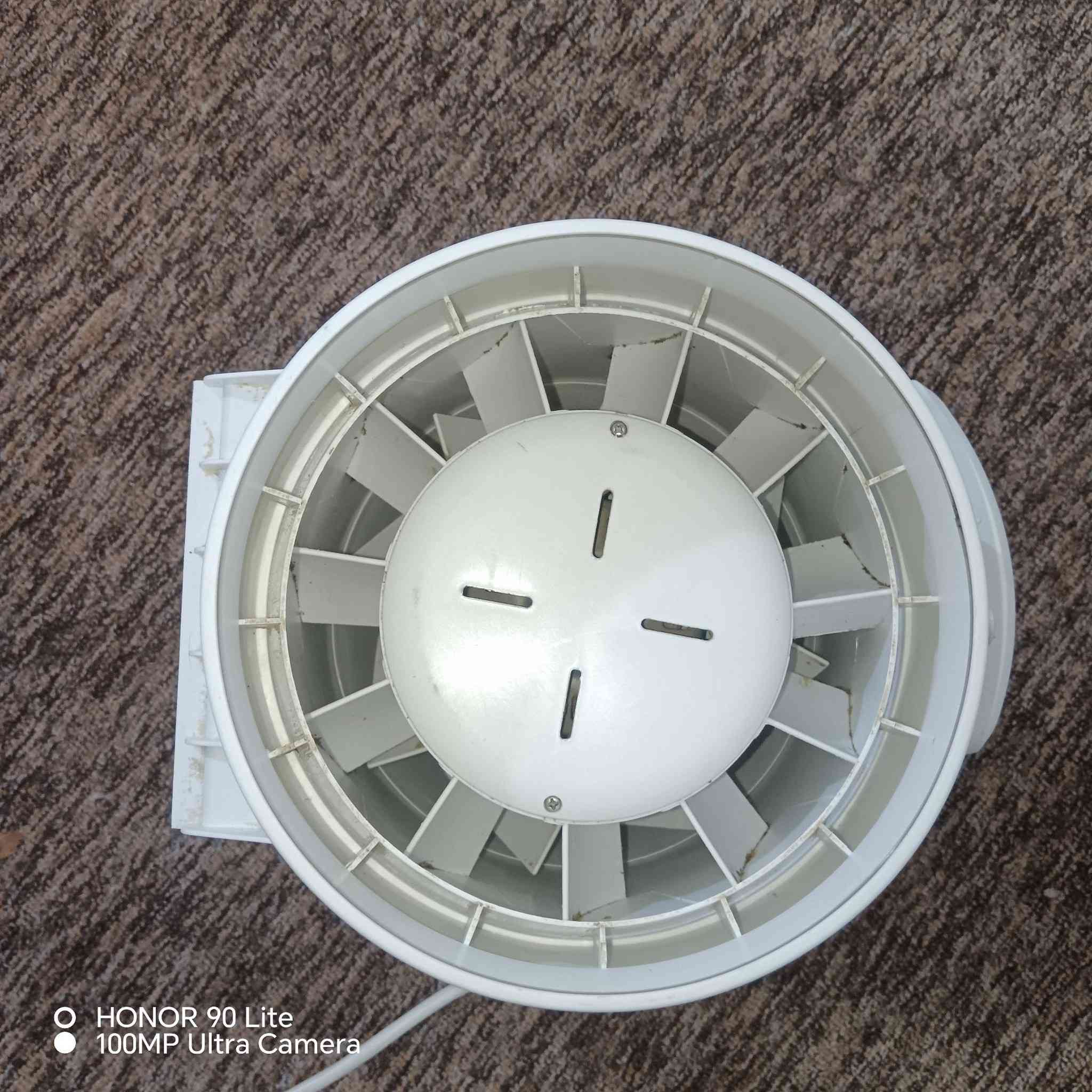 ساحبه صاروخيه ٨ انج استعمال قليل نظيفة جدا وشغاله ب ٣٠ الف مكاني نجف


**إذا كنت صاحب هذا الإعلان وتريد حذفه لأي سبب، رجاءا أرسل رسالة إلى الدعم الفني**