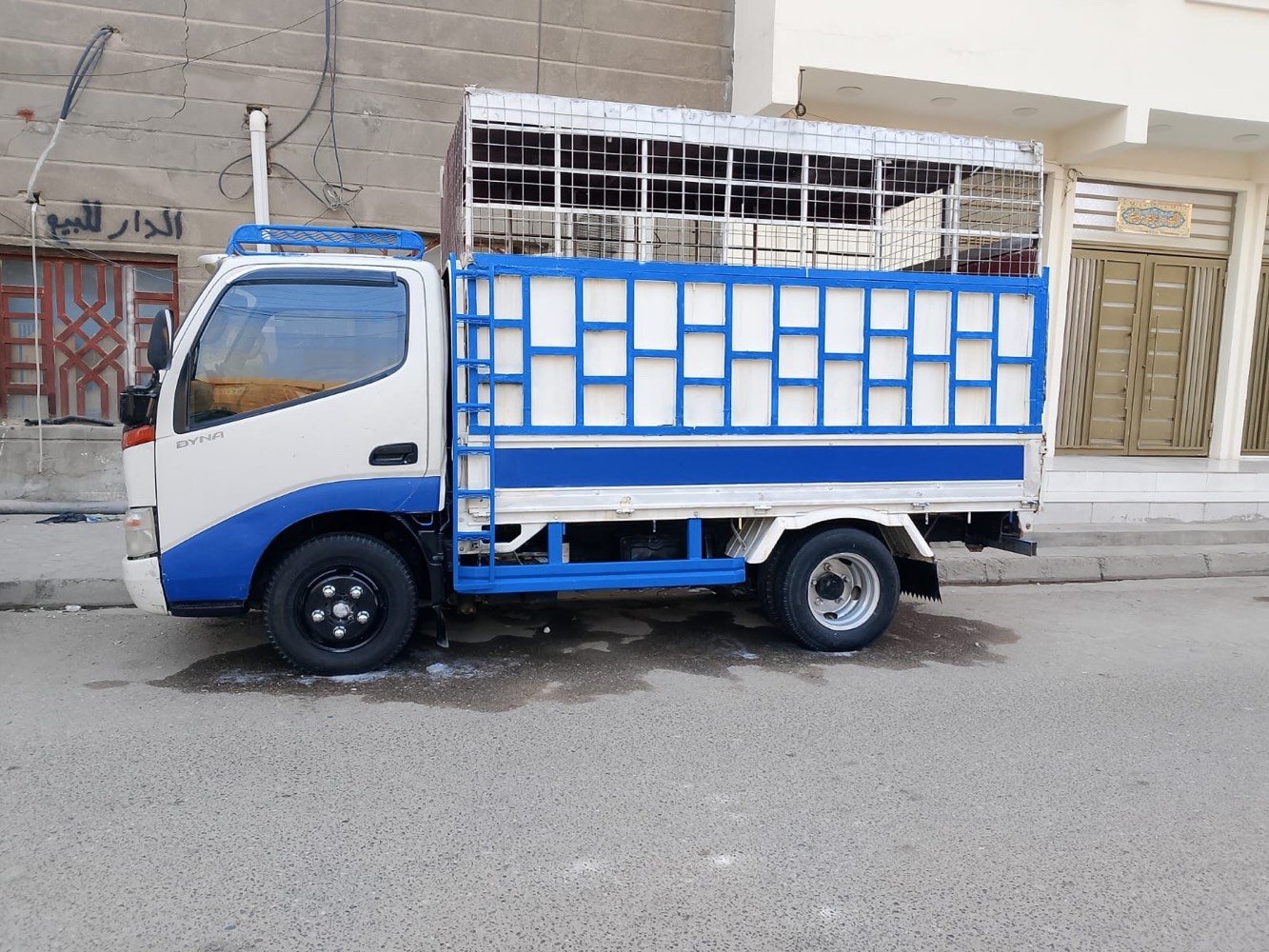 لبيع  او المراوس بكافة انواع سيارات  تيوتا انكر ياباني اصل محرك مكفول حداديه وضع شركه مامفتوح كير واكسن بوضع الشركه تخم تاير مع باتريات جدد 
سياره مكفوله كفاله عامه من شاصي وبدي وقماره مكفوله من الصبغ سيارة جديدة ومكفوله عامه وماتعبانه محرك حجم 16يجي نفس الكوستر الكاز رأس الثور يتحمل 6 طن 
اخوان السيارة موديل 2005 ادوات اكفله سرقه وعشاير وطلب 
تفيد اهل المصلحه تفيد لسماجه لهل القالب سياره خدميه
مكفوله من الكص والعيب الشرعي 
ملاحظه غير متواجد بالفيس بوك 
*********** واتساب او اتصال 
مو شراي لا يتصل 
السعر 48 ورقه عنواني البصرة العشار