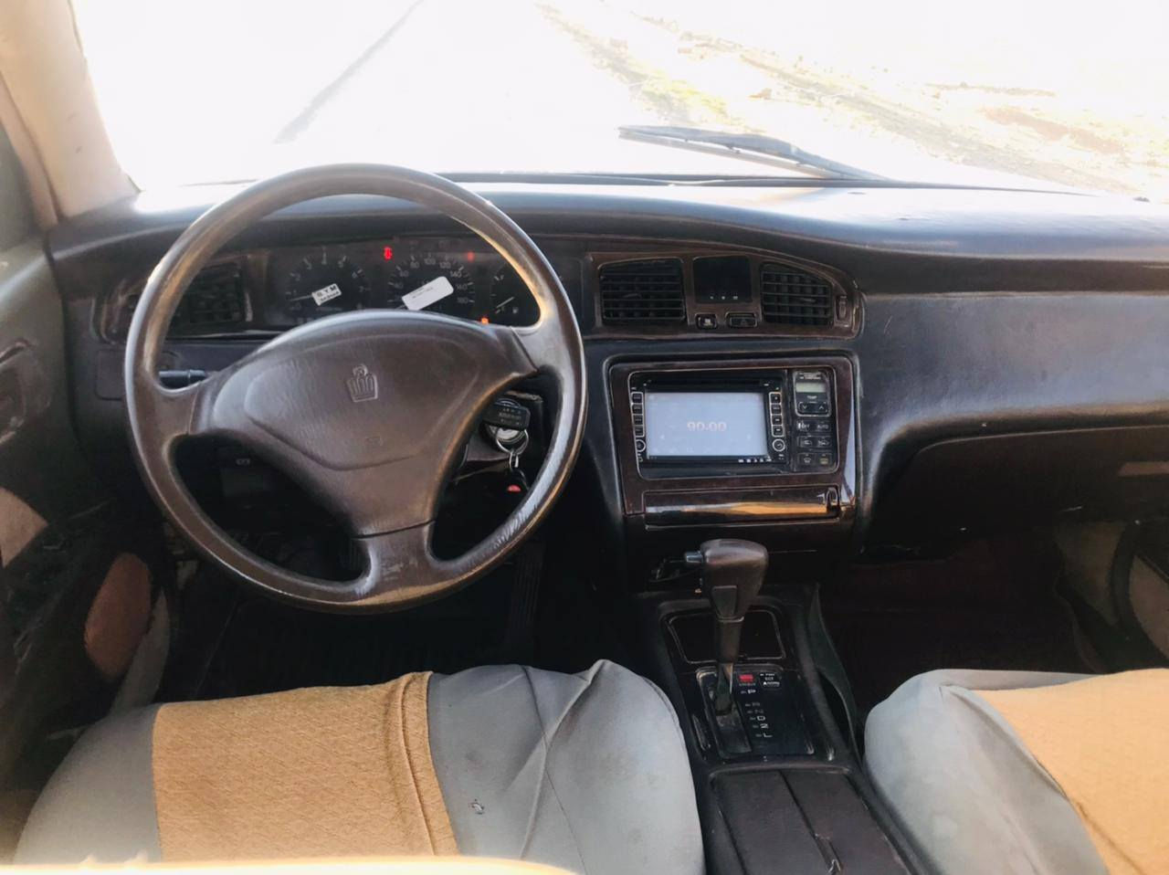 سلام عليكم خوان بطه اللبيع رقم نينوى شرط التحويل السنوية بعدها مامنتهيه
السياره مكفوله من الحادث والصبغ يعني علا 
وضع الشركه تايرات وكير ومحرك  وكهربايات كله شرط
السعر ٥٨ وبيها مجال شي قليل مكان السياره الشرقاط الاستفسار ***********
