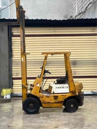 رافعة ٢ طن • تويوتا • دخان