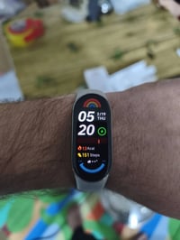 شاومي سمارت باند 9 • رمادي تيتانيوم • توصيل مجاني