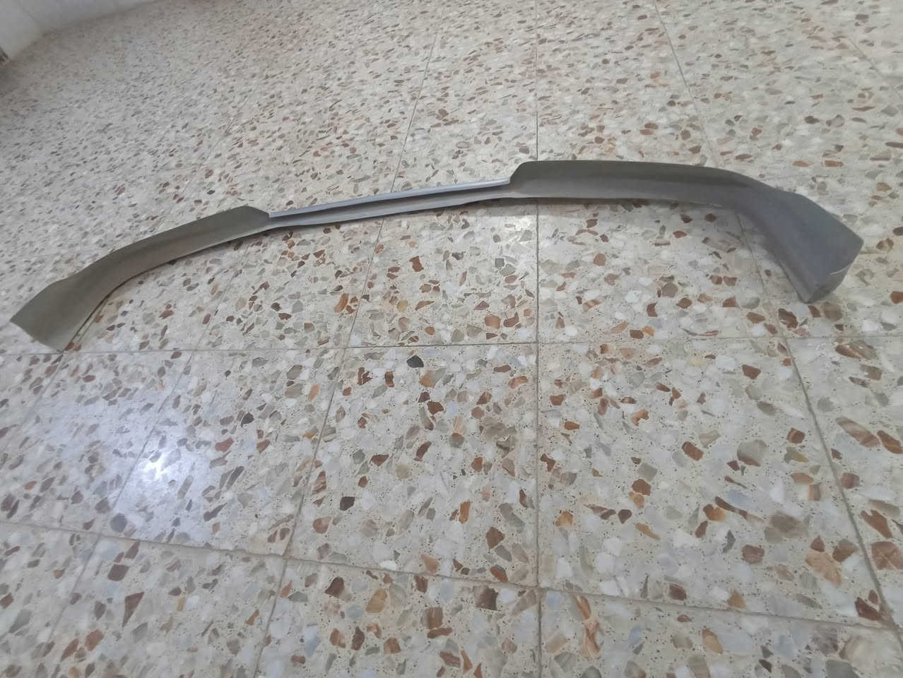 لحيه والملكه مسطره مال ستاركس للبيع كان ديوانيه قضاء الشاميه ***********
