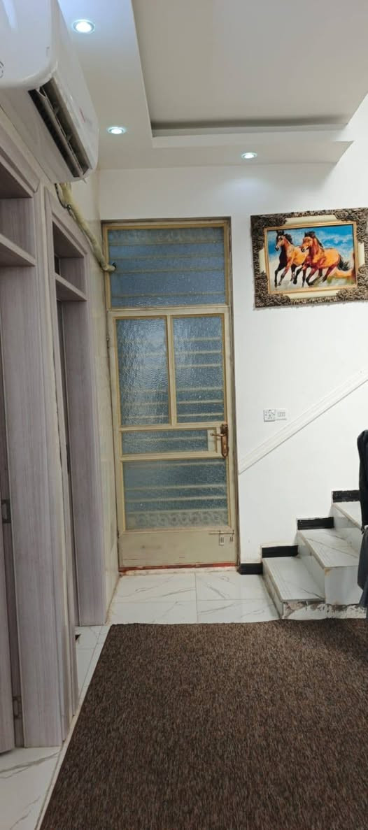 السلام عليكم دار مساحته ١٢٠ متر اني صاحب الدار مباشر ***********
منطقت الدوانم قرب ٣/١٠
