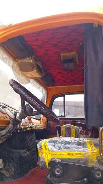 قجمه موديل 1982 كير 111 مجموعه جي اف بلادي طويله شاصي بلادي كفاله باسمي تحويل مباشر رقم انكليزي دوشمه جديده جاهزه ماناقصه شي بوجهك لشغل *********** مكاني بغداد
