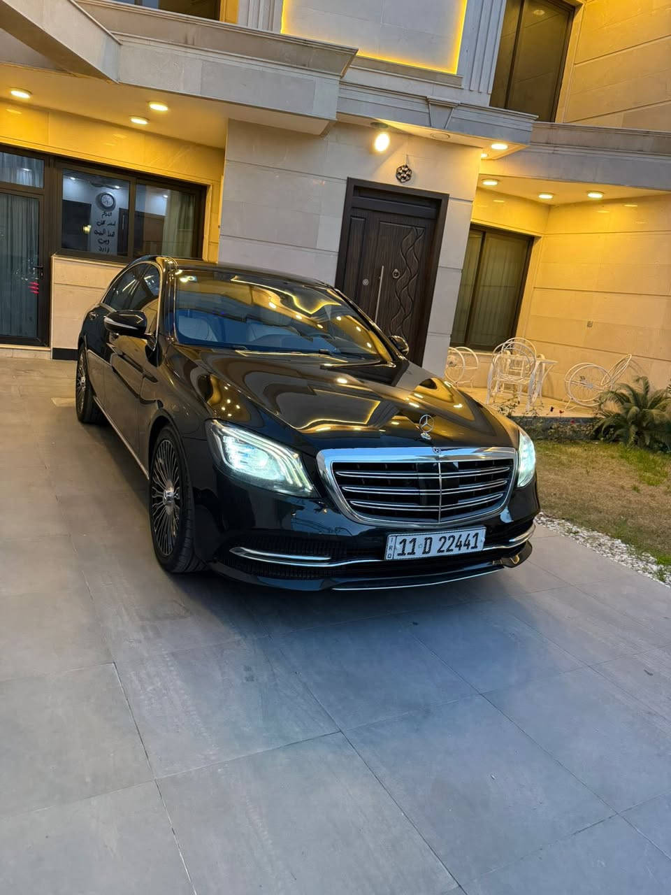 السلام عليكم للبيع فقط
مارسدس s500 . 2018 
5 فصوص فول مواصفات 
وكالة المانيا ضمان دولي بصمتين
محرك v6 سته سلندر 
ماشيه 90 الف km 
السياره مكفوله من كلشي بدون اي نقص 
تخم ويل تخم تاير قبل يومين شديتهن
رقم بغداد بسمي سياره 
السعر 50000$ 
العنوان . بغداد . شارع الصناعة . كراج الأمانة
***********
