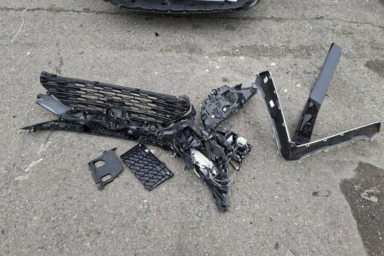 سلام عليكم
اخوان ميعجبك المنشور صلي على النبي واعبر

2024 Rav se + hybrid 
ضرر صندوق وجاملغ خلفي
 
ماشية 6000 m

فتحة 

كشن مخمل 

رادرات 

ومواصفات الباقيه معروفه 

السياره شغاله ماشيه مابيها شي 

دعاميه ورادار ولايتات موجوده 

موجوده بالمنطقه الحرة 

السعر مطروح بدون كمرك بدون تصليح 

155 وبي مجال بسيط 

***********/متوفر واتس اب
