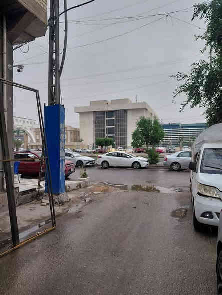 دااار للللبيع مساحة 145 متر مدخل دولان البيت جديد خلف مطعم سيد عدنان مقابل جامعة الصادق طابقين ثلاث نوم اثنين صالة استقبال مطبخ شارع 10السعر 185 مع المجال مكتب الجبوري للعقار بلخدمه ***********
