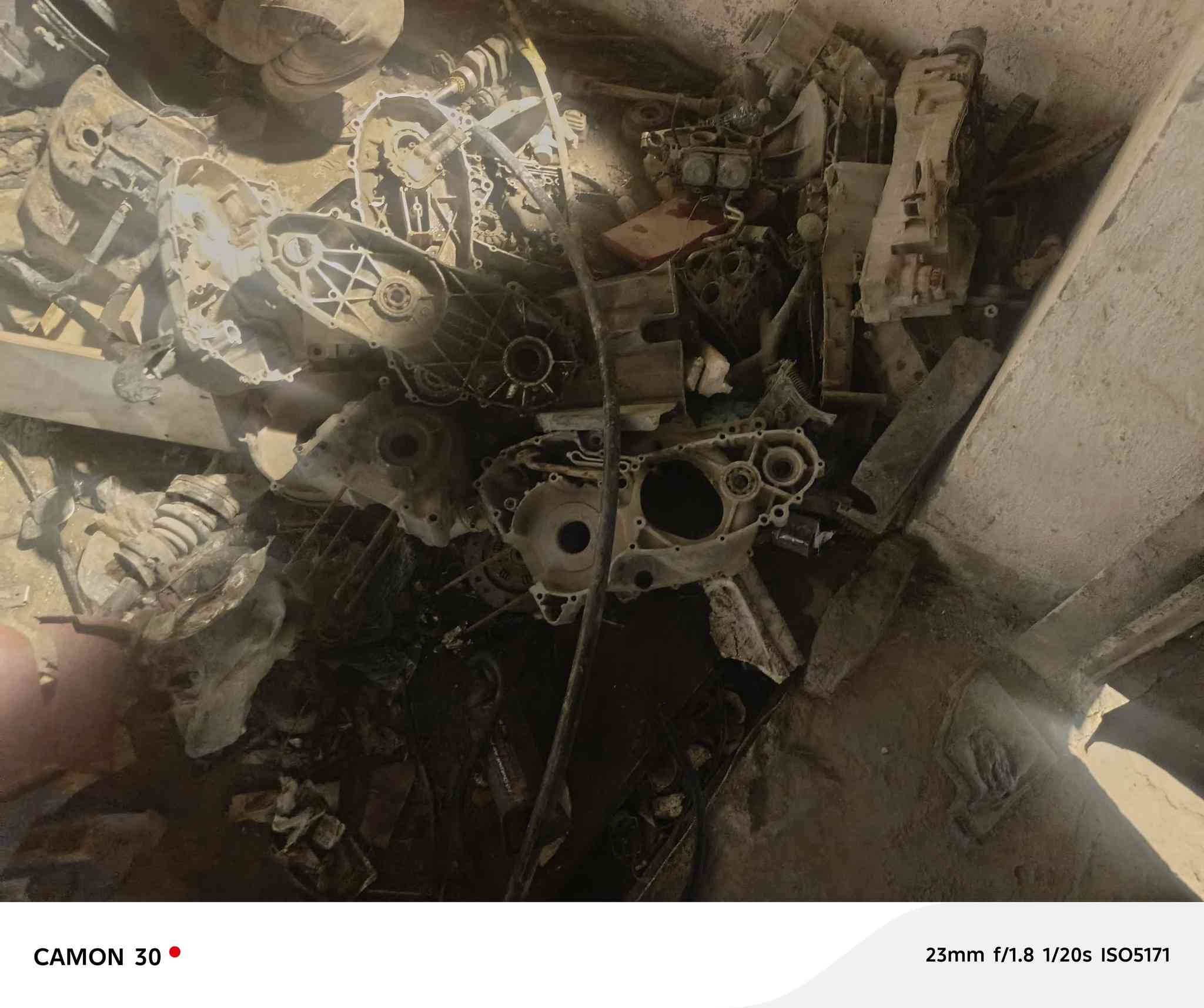 سلام عليكم تي ماكس مديل 7 تره شاصي كامل هوه ول ضفيره كامل يعني بس صعد مكينه وياهه مكاين، 2 مطشرات سعره قيم بل يراضي بي الله تاخذه، مكاني بغداد حي الجهاد شارقه متواجد خاص


**إذا كنت صاحب هذا الإعلان وتريد حذفه لأي سبب، رجاءا أرسل رسالة إلى الدعم الفني**