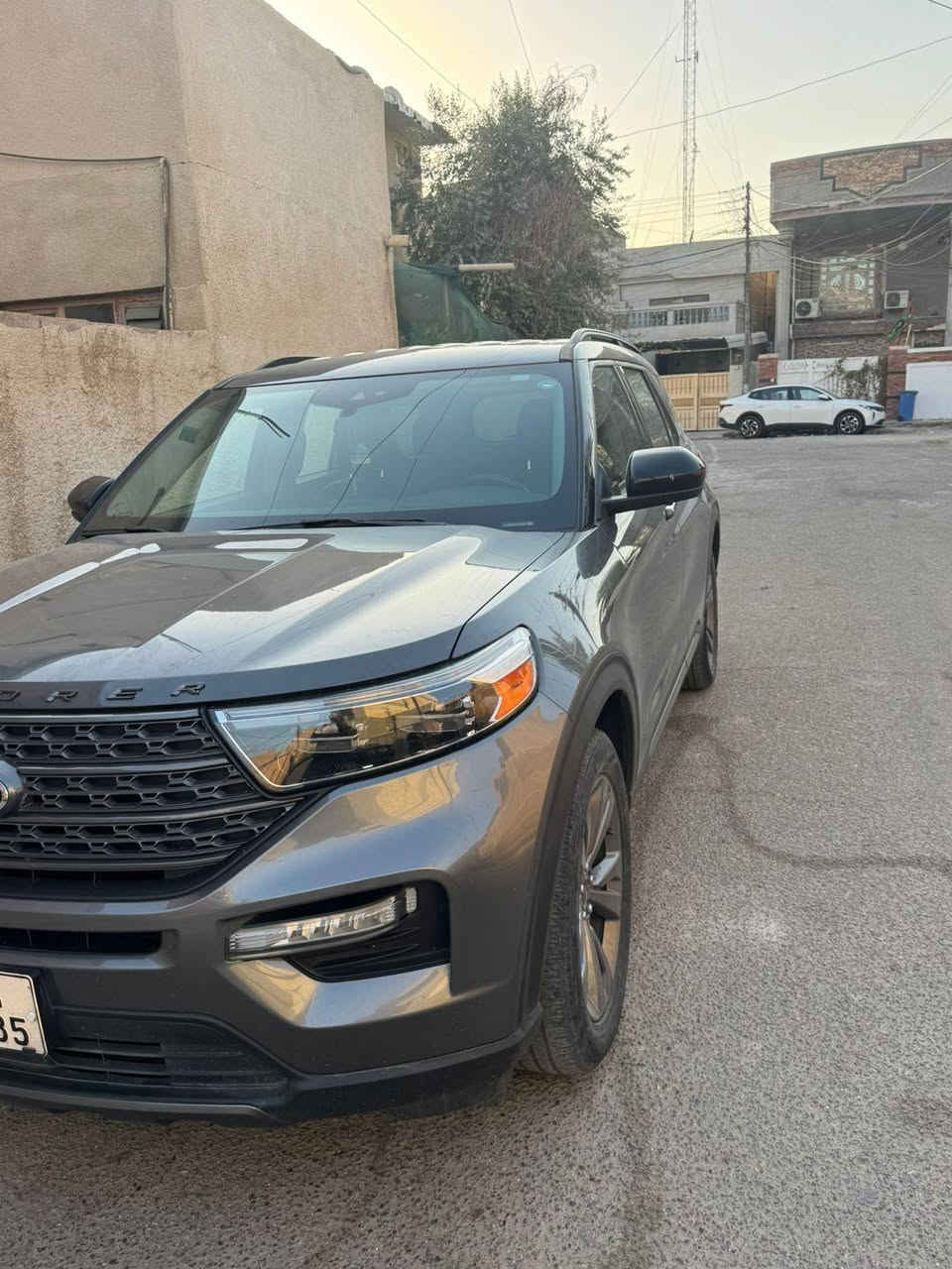 السلام  عليكم ورحمة الله وبركاته
‏‎‏‎       ——— لـلـبـيع فقط ———

‏‎‏‎فورد اكسبلورر       —  Ford Explorer
‏‎‏‎وراد أمريكي.     —  بدون ايرباك 
‏‎‏‎الموديل           — 2022
فئة.                 — XLT /4WD 
حجم المكينه   — V4/2300T
اللون               —فيراني
المسافه المقطوعه — 50000 مايل
صور الحادث — موجوده بالصور

المواصفات 

‏‎‏‎- بصمة تشغيل 
- بصمة أبواب 
‏‎‏‎-تشغيل عن بعد 
‏‎‏‎-ترحيب عند الاقتراب 
‏‎‏‎-كشنات جلد 
‏‎‏‎- رادار جانبي 
‏‎‏‎-رادار امامي 
‏‎- رادار خلفي 
‏‎‏‎- شاشه كبيره تدعم نظام الأبل كار باي ونظام الاندرويد 
-تدفئة ستيرن 
‏‎-گير ماوس 
‏‎-دبل اكسل 
‏‎-اوتو هولد 
‏‎-اوتو ستوب 
‏‎-هندبريك بصمه 
‏‎-٧وضعيات قياده 
‏‎‏‎-كشنات تدفئة 
‏‎‏‎- ستيرن بحركه كهربائيه 
‏‎‏‎- تبريد مركزي 
‏‎‏‎- بگ لايت LED 
‏‎-صندوق كهربائي 
‏‎-كشنات VIP ( منفصل )
‏‎‏‎- كود باب 
-كرسي السايق والراكب بحركه كهربائيه
‏‎‏‎-تحكم ستيرن جهتين 
‏‎‏‎-تحديد سرعه 
‏‎‏‎-مانع انزلاق 
‏‎‏‎-ليد نهاري
‏‎‏‎-كامره خلفيه دواره 
باقي المواصفات المعروفه 
السياره على ايدي من امريكا 
السعر            260 بيها مجال     
رقم السياره    — أربيل  
موقع  السياره — بغداد
‏للأستفسار.     ***********
