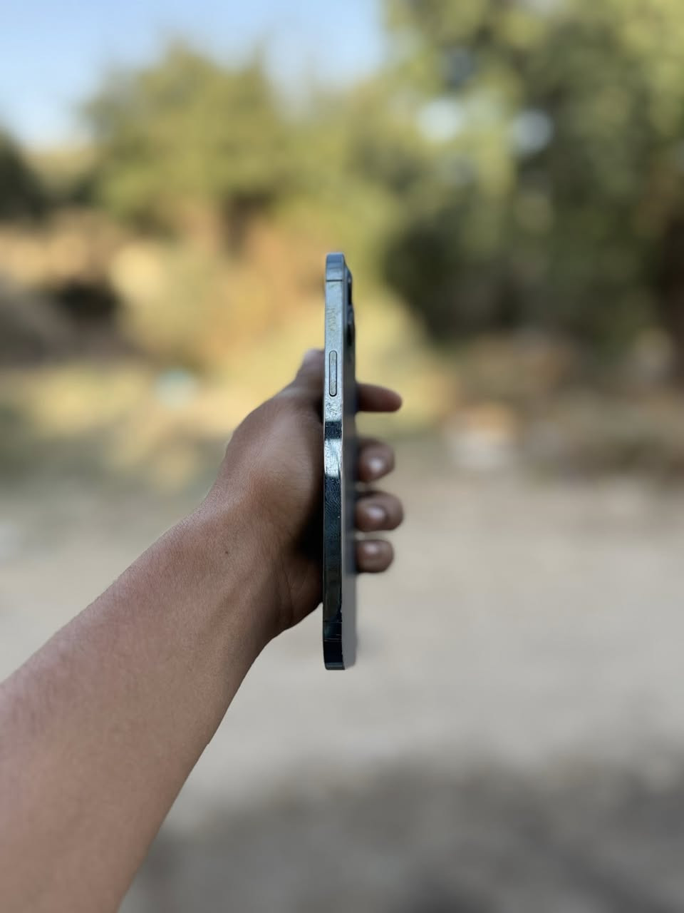 السلام عليكم 
رمضان كريم ١٢ برو ماكس شرق اوسط ماستر تلفون نظيف لا داخل تصليح ولا مبدل بي شي بطاريته ٧٦ بس صرفيته تخبل ذاكره ٢٥٦فقط بي كسر بسيط موضح بلصوره 
مكاني//قرنه//نهر الباشا 
السعر//٤٢٥ وبي مجال
رقمي//***********
